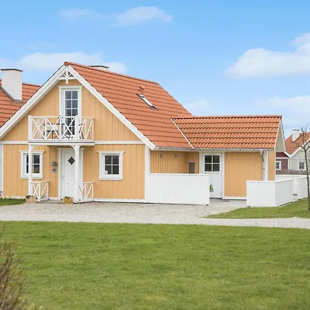 3 Bedroom Beautiful In Brenderup Fyn Bro (Funen)